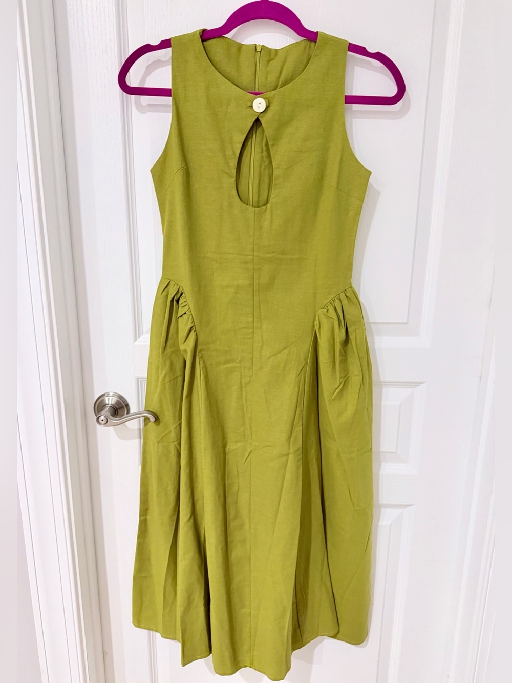 Sara Linen Midi Dress